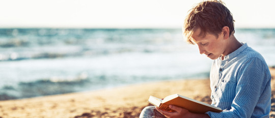 Summer’s here, and it’s time to get stuck in to some French books!