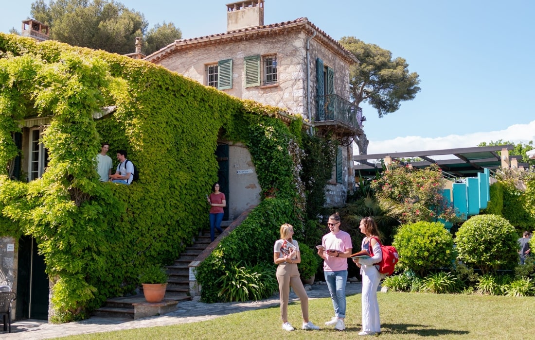 Garden school le chateau