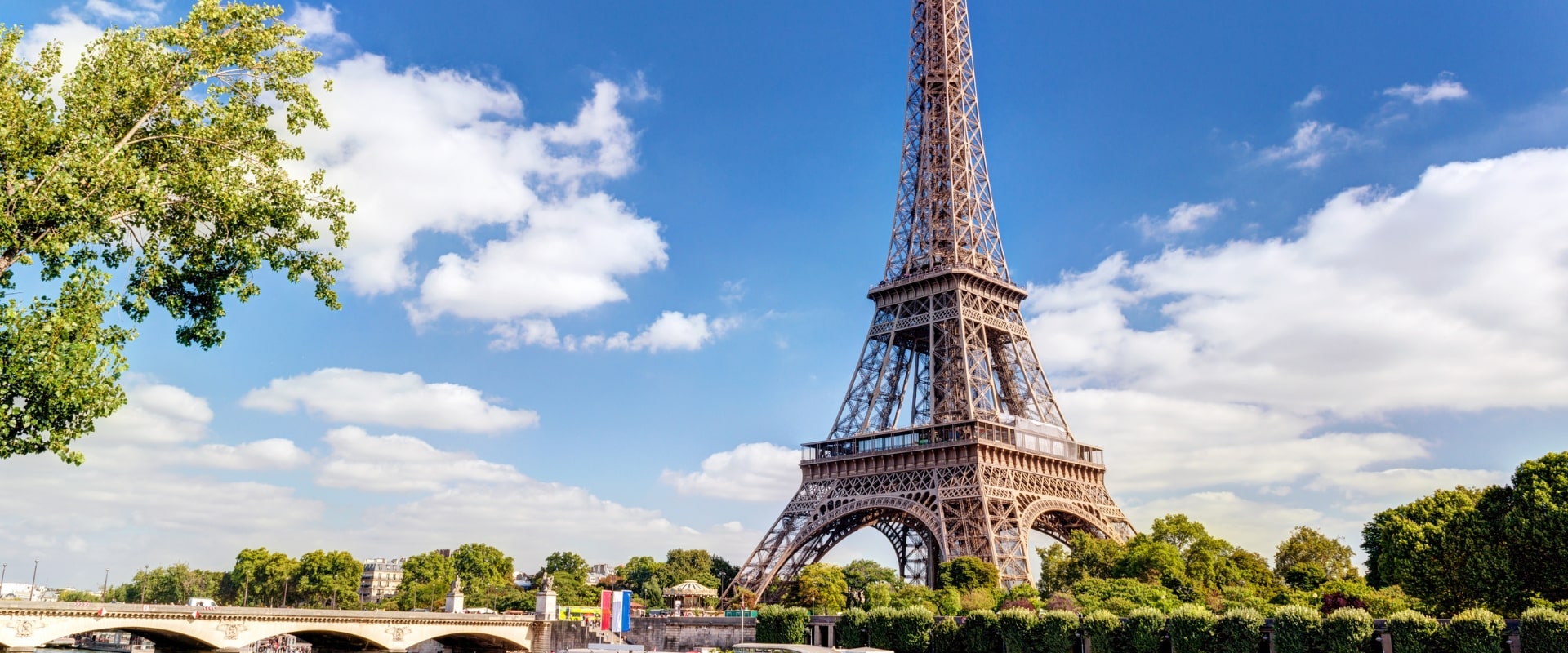 French summer camp paris